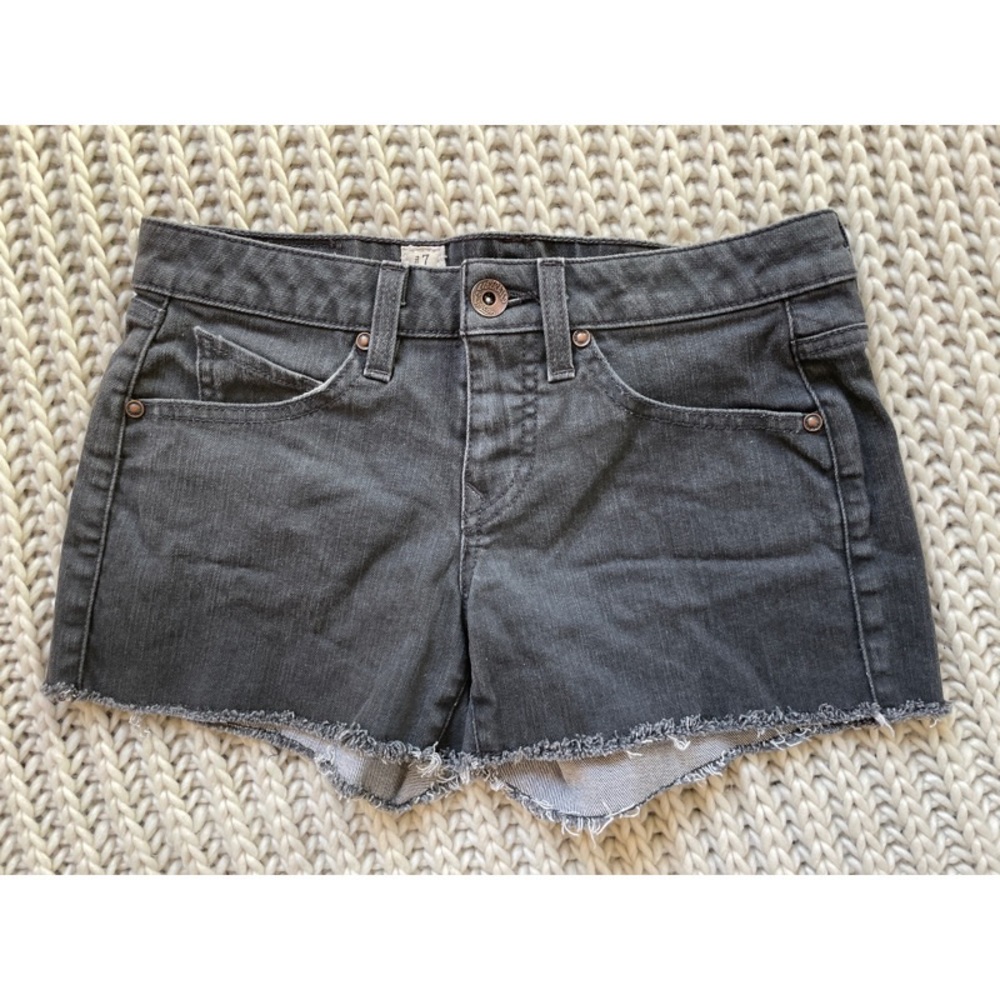 Volcom Jean shorts juniors sz 7